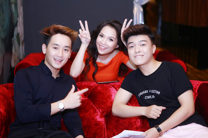 hien-thuc-duoc-me-thap-tung-di-tap-hat-5