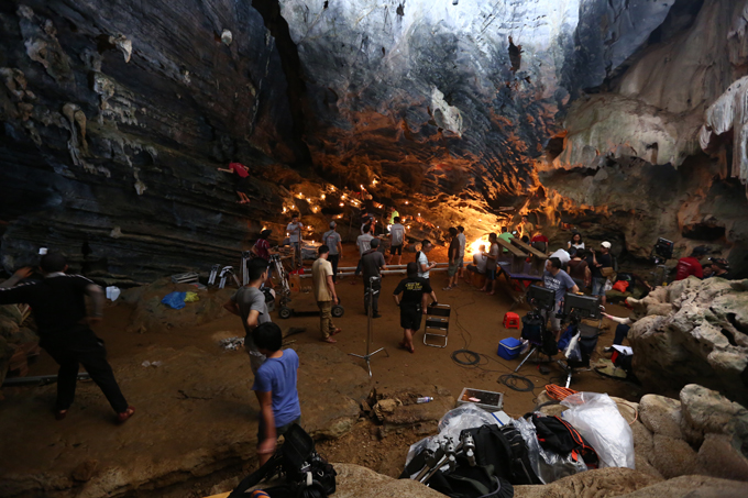 victor-vu-quay-phim-moi-tai-hang-dong-o-quang-binh-5