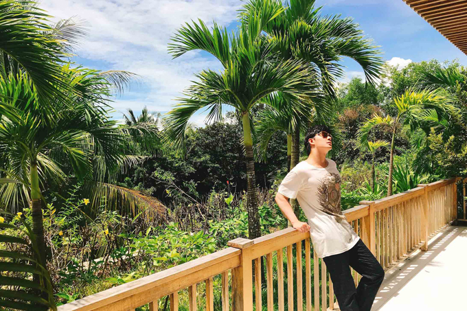 nathan-lee-dua-me-va-bo-duong-di-nghi-duong-5