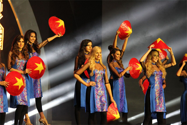 nguoi-dep-peru-gianh-vuong-mien-miss-grand-international-1