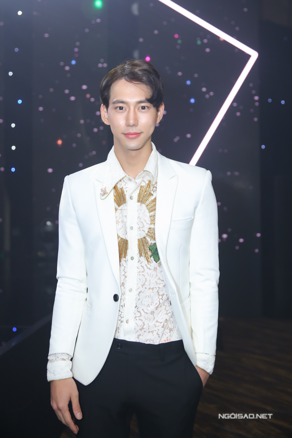 bo-me-den-ung-ho-chi-pu-ra-mv-moi-va-chinh-thuc-tro-thanh-ca-si-6
