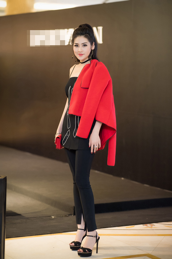dan-sao-ru-nhau-du-event-cua-cuu-dien-vien-thuy-tien-3