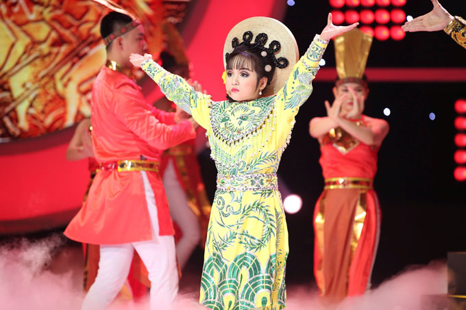 be-thuy-binh-doat-quan-quan-guong-mat-than-quen-nhi-2017-5