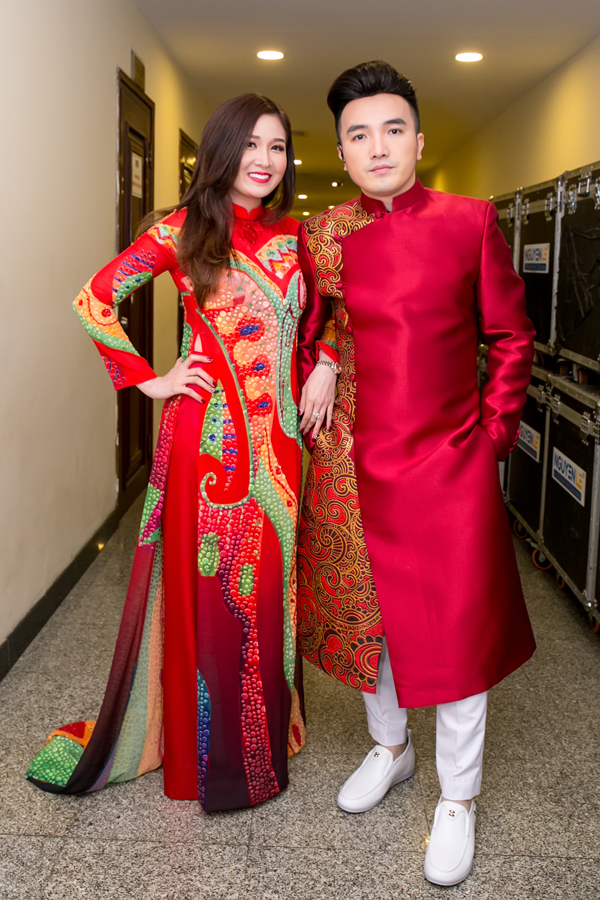 vo-chong-duong-ngoc-thai-tinh-tu-o-hau-truong