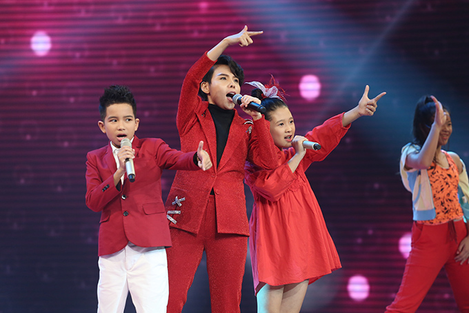 hoc-tro-vu-cat-tuong-dang-quang-giong-hat-viet-nhi-2017-3