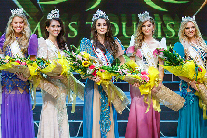 nguoi-dep-lien-phuong-dang-quang-a-hau-1-cuoc-thi-hoa-hau-dai-su-du-lich-the-gioi-1