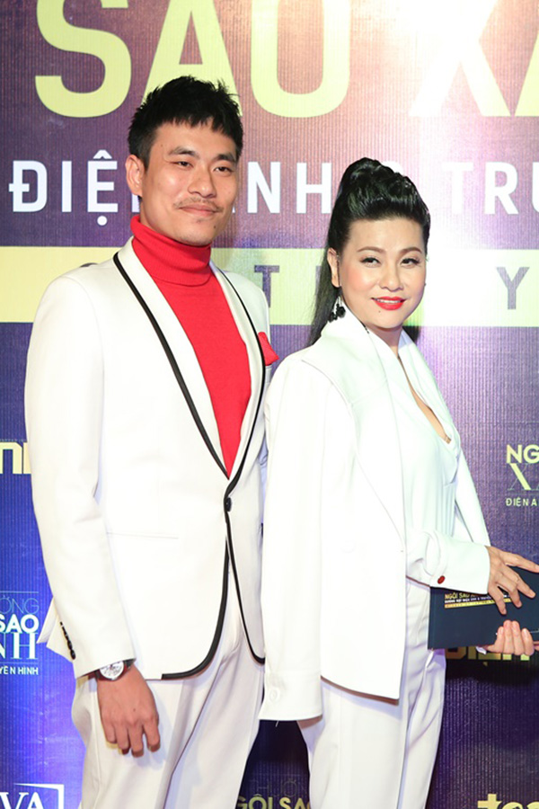 Hoa hậu HHen Niê và hai Á hậu lần đầu đi event sau đăng quang - 5