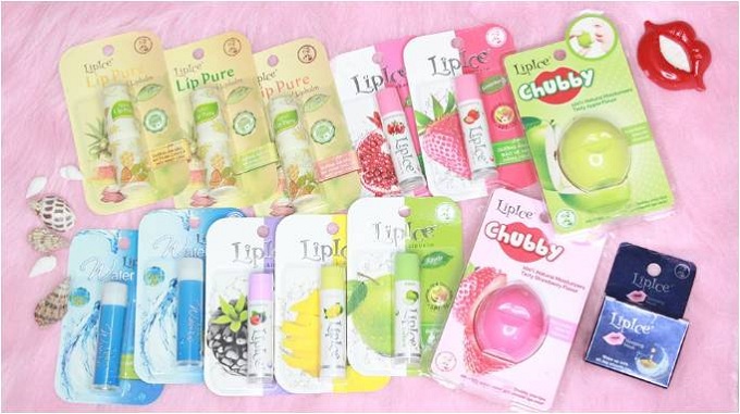 Bạn gái có thể chăm sóc làn môi với bộ sưu tập son dưỡng LipIce để giúp môi luôn mềm mại và mịn màng trong dịp Tết này.