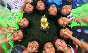 Những ngày tháng vui vẻ trước khi bị mắc kẹt của nhóm trẻ Thái Lan