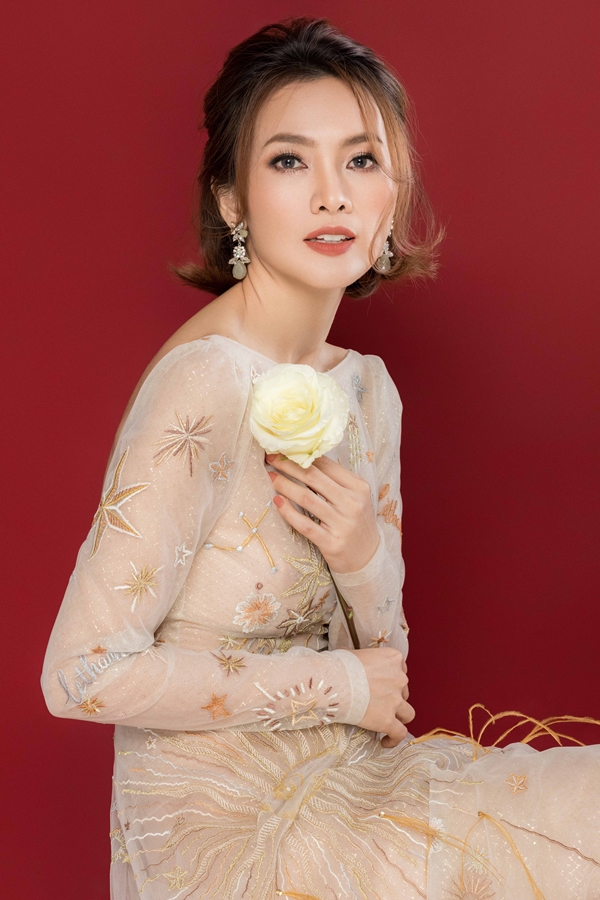 Anh Thư khoe nhăn sắc cuốn hút với váy dạ hội - 8