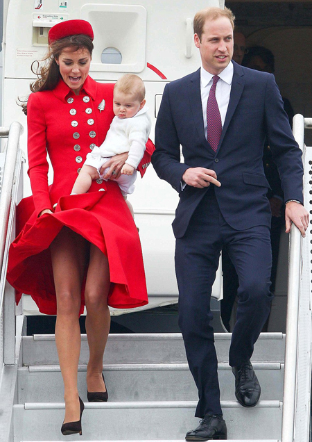 Kate gặp sự cố tương tự khi cùng chồng con tới thăm New Zealand năm 2014. Ảnh: AFP.