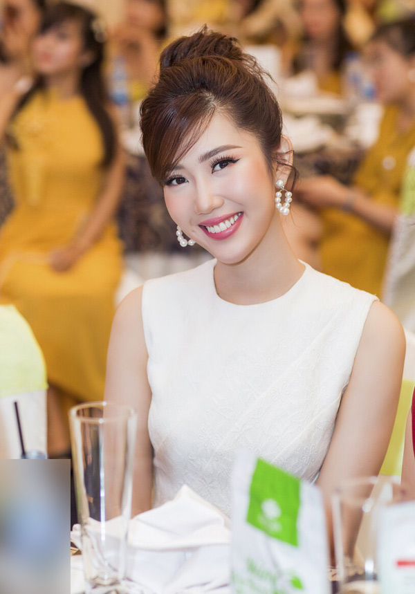 Mới đây Thúy Ngân gặp sự cố bị kẻ xấu chiếm đoạt Facebook cá nhân. Cô hy vọng sẽ sớm lấy lại được quyền truy cập.