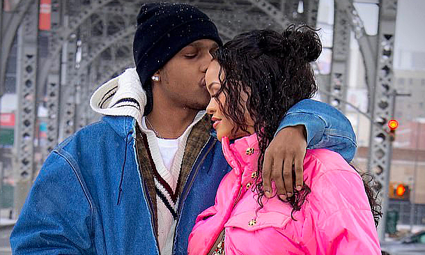 Rihanna và bạn trai sẽ 'kết hôn sau khi sinh em bé' - Ngôi sao