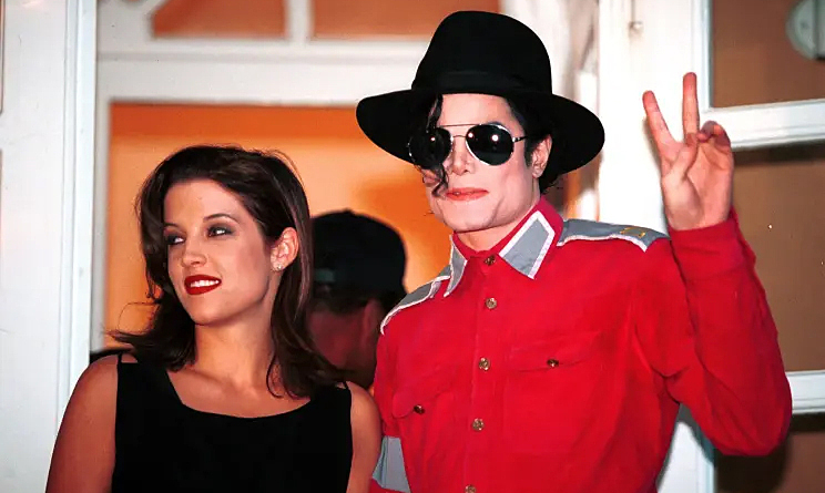 Chuyện tình của Michael Jackson và con gái Elvis Presley - Ngôi sao